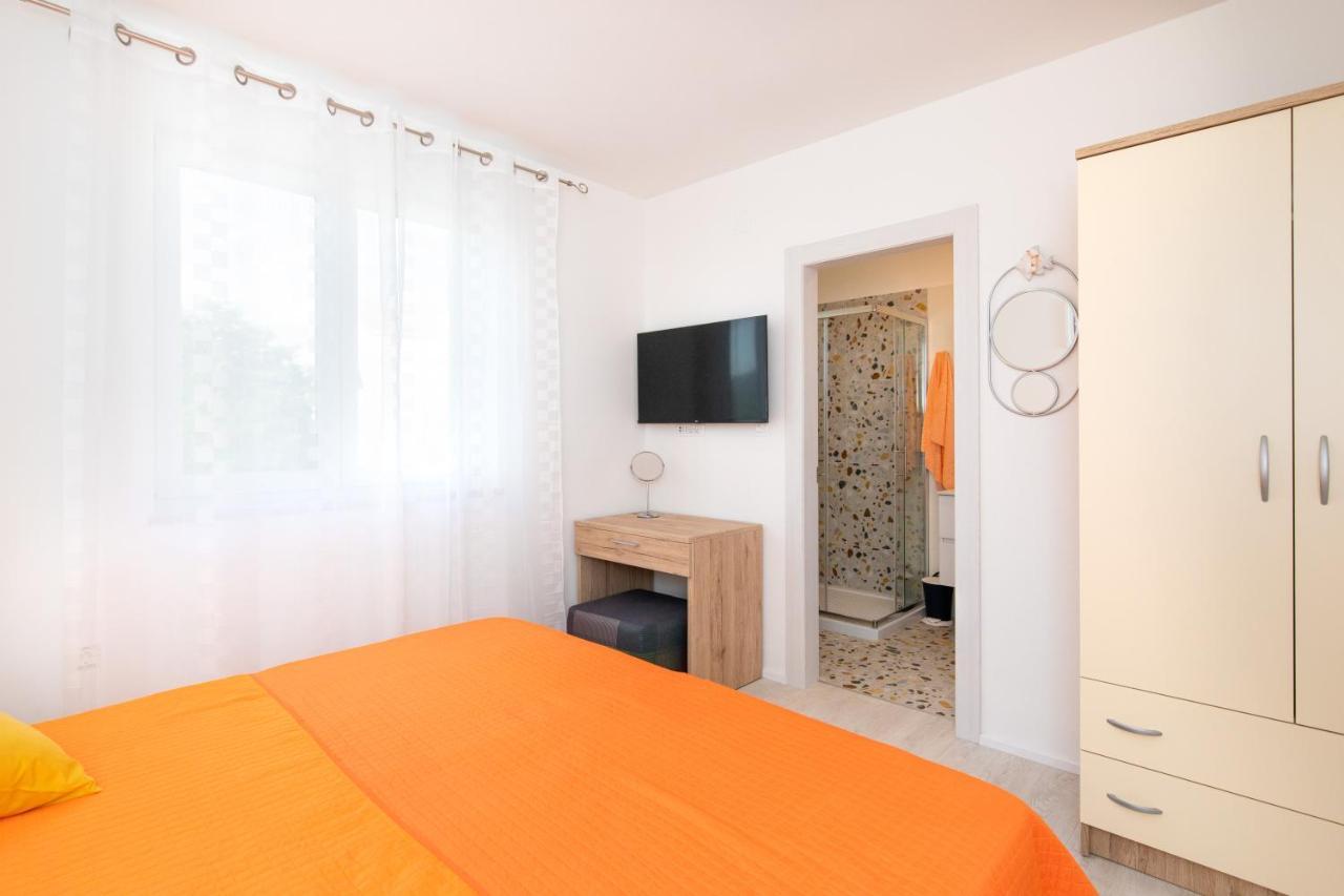 Apartman Ivona Na 1. Katu Malinska Kültér fotó